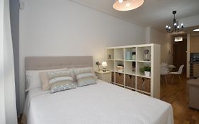 Apartamento Zona Exclusiva Con Garaje Gratis Y Netflix